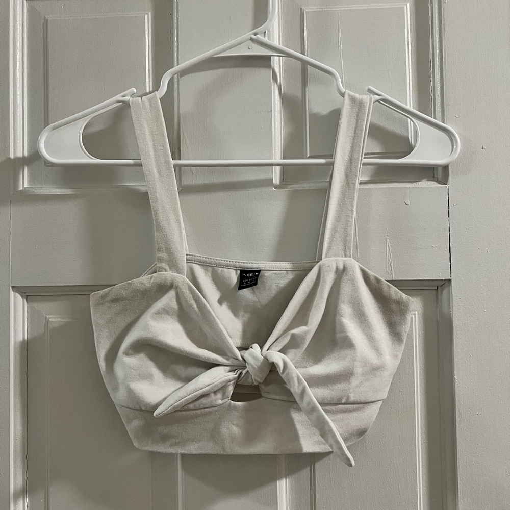 SHEIN Crop Top w/Tie in the Front (S)